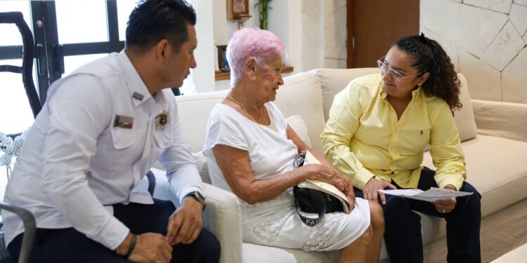Realizan el “Día del Pueblo, Cancún nos Une por la Transformación” en el Palacio Municipal