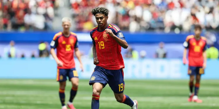 Ganar el Mundial impulsaría en 4.000 millones el PIB de España