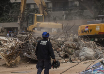 Asciende a 5 mil 346 la cifra de muertos por el doble terremoto en Venezuela