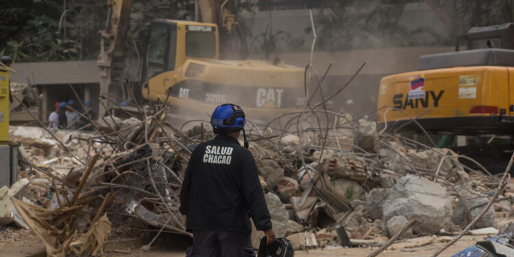 Asciende a 5 mil 346 la cifra de muertos por el doble terremoto en Venezuela