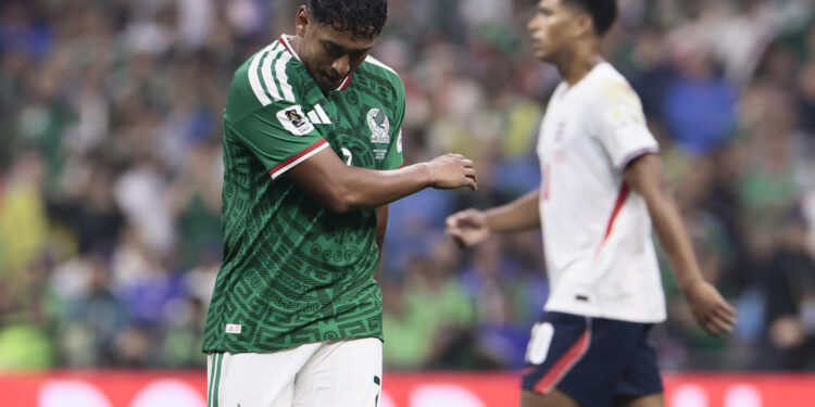 México vuelve a caer en octavos y extiende su maldición mundialista