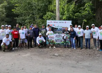 Atiende Ayuntamiento de BJ cenotes urbanos con limpieza permanente