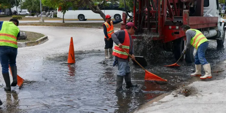 Realiza Gobierno de BJ mantenimiento pluvial ante temporada de lluvias