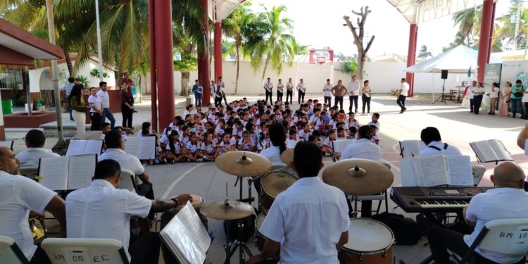 Fomenta Ayuntamiento de BJ respeto y cultura cívica en escuelas de Cancún