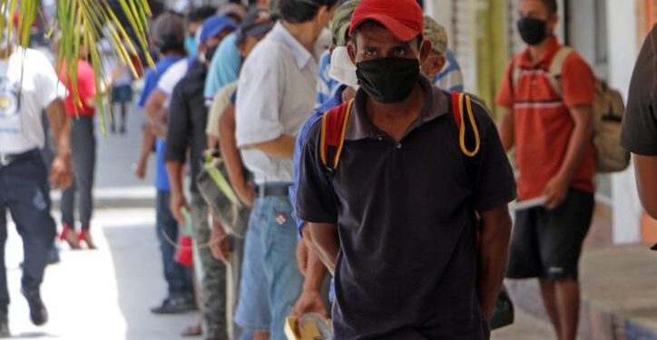 Cancún se mantiene como imán para migrantes repatriados y desplazados