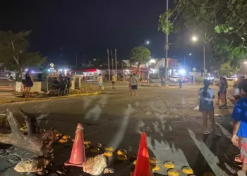Continúan manifestaciones por falta de luz en Playa del Carmen
