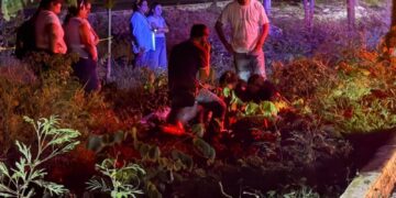 Accidente en la carretera federal Cancún–Puerto Morelos deja un muerto y un lesionado