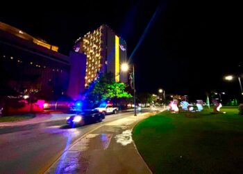 Turista estadounidense muere tras caer del piso 18 en hotel de Cancún