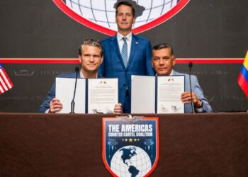 Colombia autoriza operaciones militares conjuntas con Estados Unidos contra el narcoterrorismo afirma Pete Hegseth