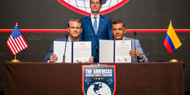 Colombia autoriza operaciones militares conjuntas con Estados Unidos contra el narcoterrorismo afirma Pete Hegseth