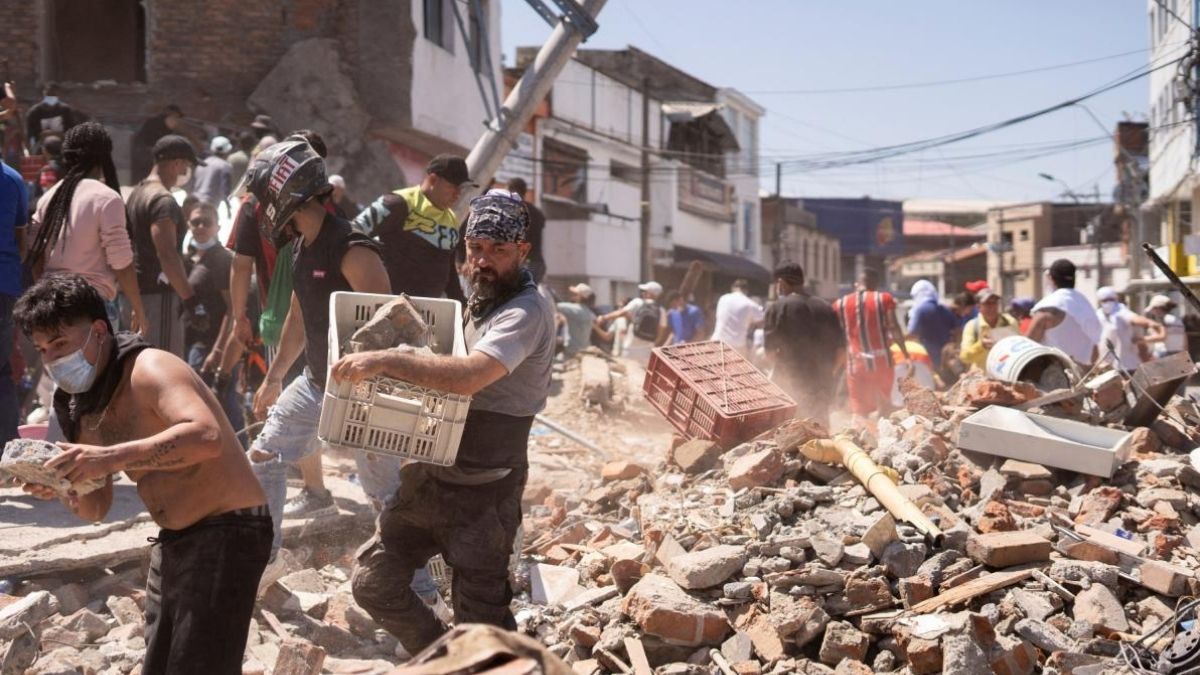 Cuantas personas han muerto por el sismo en Colombia