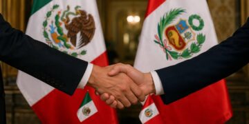 Mexico y Peru acuerdan reabrir embajadas tras restablecer relaciones diplomaticas