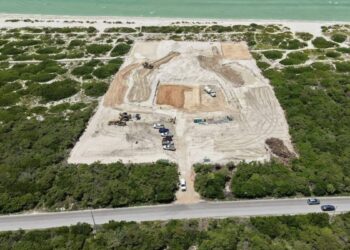 Profepa clausura obras del complejo turistico Las Dunas por daño ambiental en Yucatan