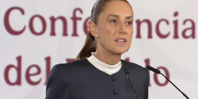 Sheinbaum propone prohibir candidaturas a cargos publicos a personas con doble nacionalidad