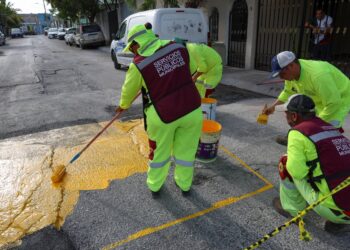 Mejoran los pasos peatonales en varios puntos de la ciudad de Cancún