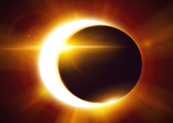 ¿A qué hora será el eclipse solar del 12 de agosto en México?