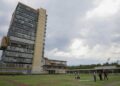 De la pantalla al aula: UNAM realizará examen presencial tras fallas en línea