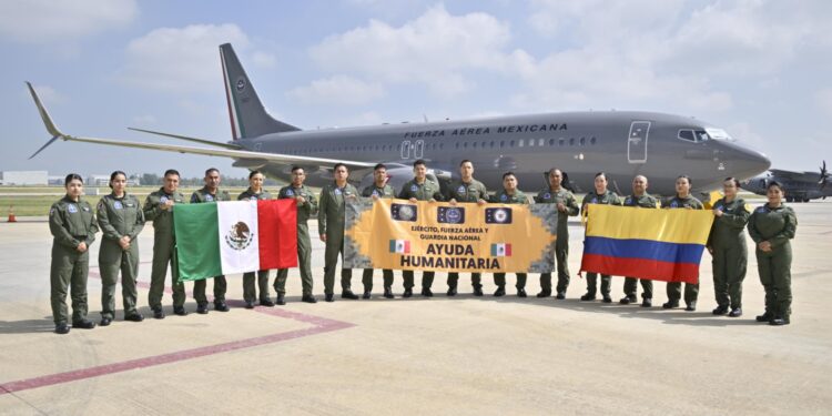México envía 58.5 toneladas de ayuda a Colombia tras terremoto