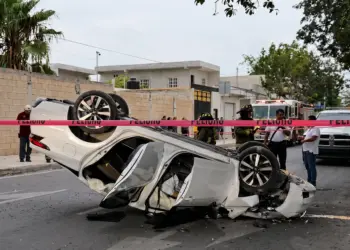 Discusión de pareja provoca volcadura en la Región 227 de Cancún