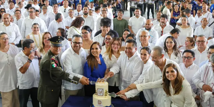 Celebra Ana Paty Peralta XL aniversario del Instituto Tecnológico de Cancún