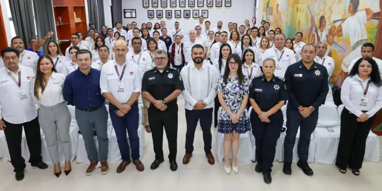 Reciben servidores públicos de Cancún capacitación sobre delitos en materia de corrupción