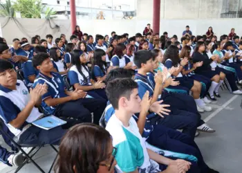 Imparten pláticas de prevención del suicidio en escuelas de Cancún