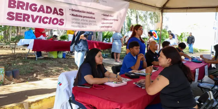 Acerca Ayuntamiento de BJ servicios gratuitos a más de 7 mil cancunenses