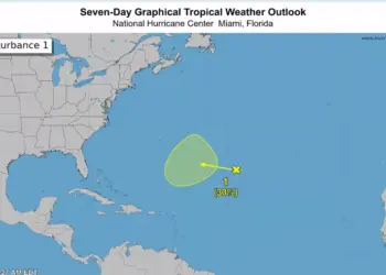Quintana Roo mantiene vigilancia por zona de baja presión en el Atlántico