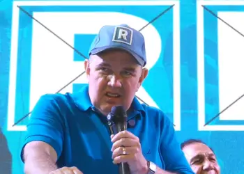 López Aliaga desafía al JNE antes del debate por Lima