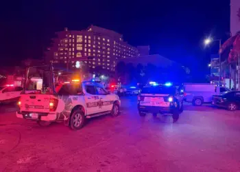 Vinculan a colombiana por homicidio de su pareja en Cancún