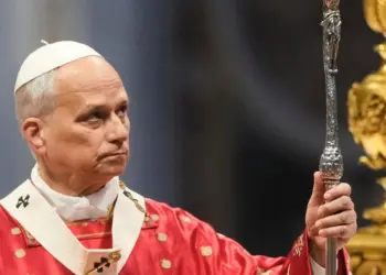Papa León XIV pide máxima vigilancia contra abusos en Francia