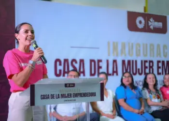 Ana Paty Peralta destaca acciones de justicia social en Cancun mas de 68 mil atenciones a mujeres
