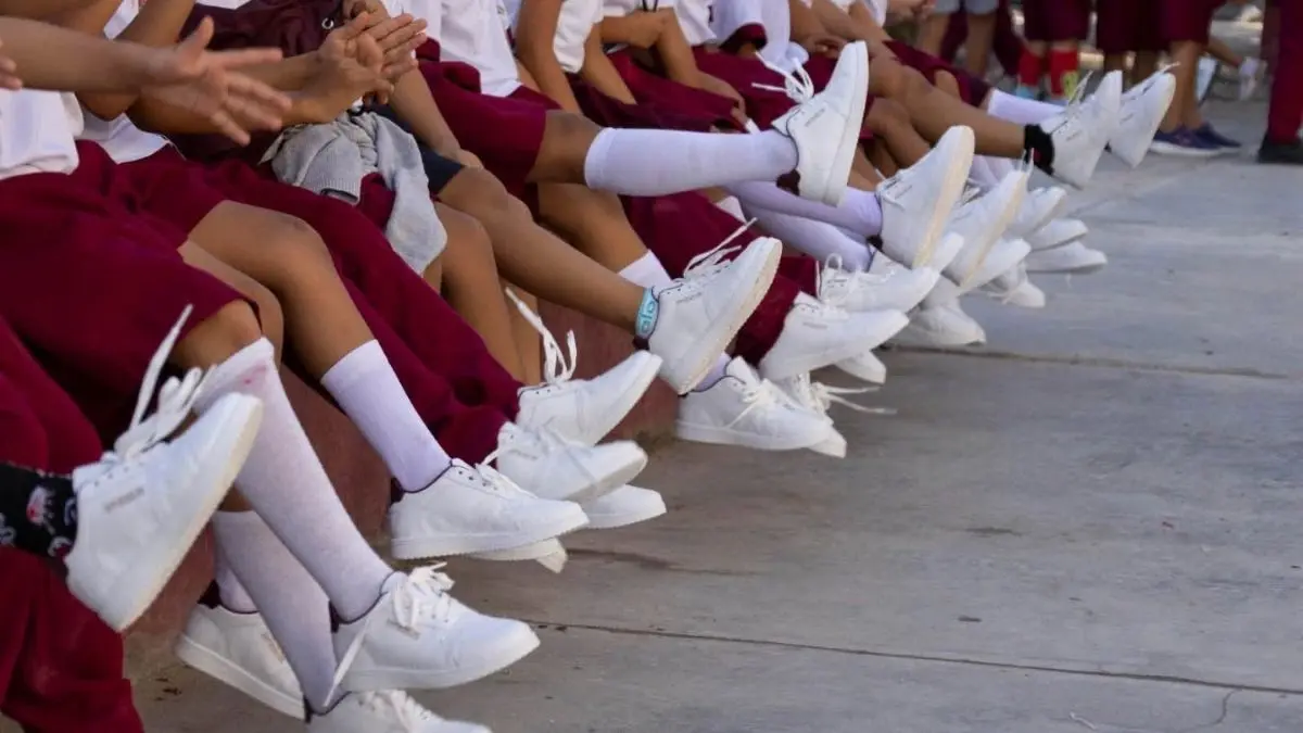 Entrega de calzado escolar comenzo en 97 escuelas