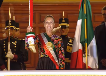 “Viva México libre, independiente y soberano”: las arengas completas del segundo Grito de Sheinbaum