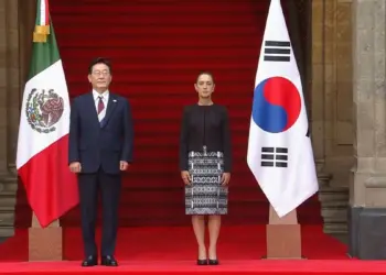 Sheinbaum recibe a Lee Jae myung en Palacio Nacional Mexico y Corea del Sur buscan ampliar cooperacion