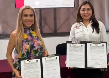 Benito Juarez promueve crecimiento académico de trabajadores municipales