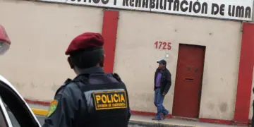 Primera noche de los adolescentes del Liceo Naval en Maranguita