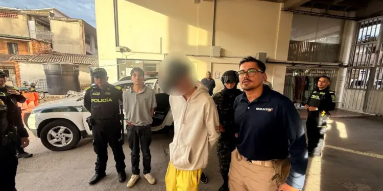 Expulsión de 17 extranjeros en Medellín tras operativo conjunto