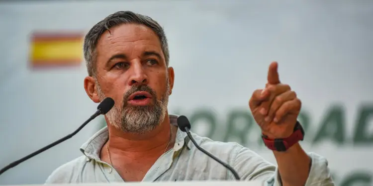 Abascal denuncia la actitud del Gobierno ante la crisis en Ceuta