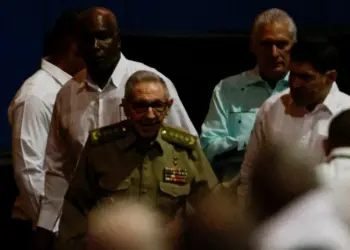 EU contra Cuba: sanciona a nieto de Raúl Castro y al Banco Exterior