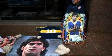 Defensa asegura que médico de Maradona fue un chivo expiatorio