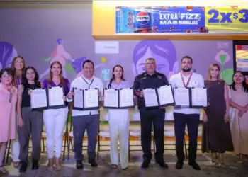 272 tiendas OXXO se suman como Puntos Morados en Cancun para fortalecer la atencion a mujeres