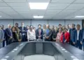 Sindicato del IMSS aprueba aumento salarial del 8%