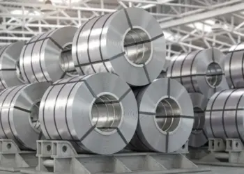 El aluminio cae 1.5% y alcanza mínimo de 12 semanas