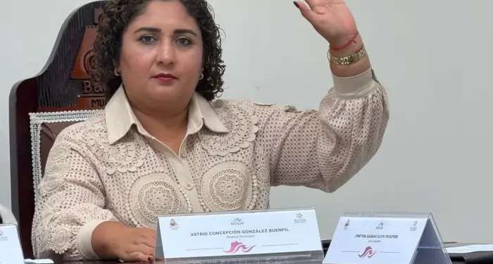 Astrid González pide licencia en Bacalar para Morena
