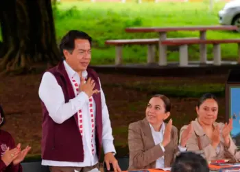 Mario Delgado lidera asambleas en Michoacán sobre regulación digital