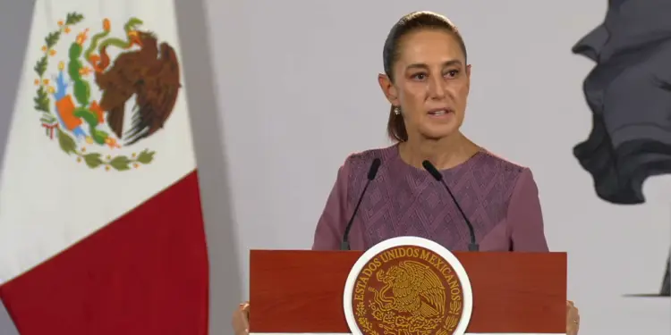 Sheinbaum: AMLO se retiró de la vida pública, pero escribe política