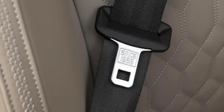 El invento del cinturón de seguridad de tres puntos en Volvo