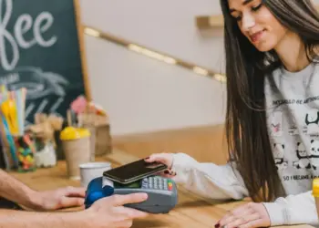 Fraude y ciberseguridad limitan pagos digitales en pymes mexicanas