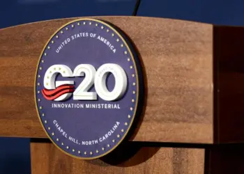 Ministros del G20 firman declaración sobre exceso industrial